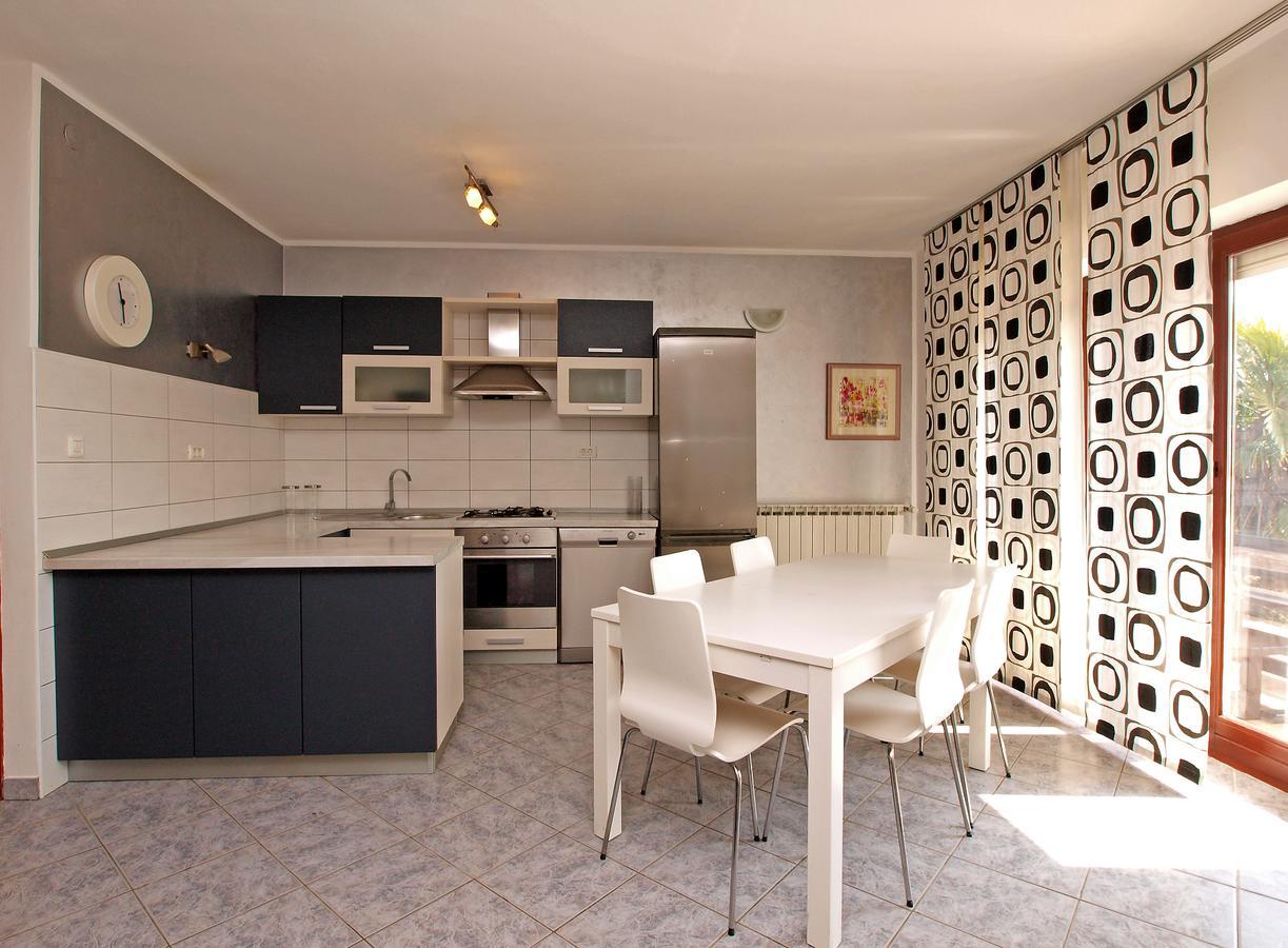 Apartments Dusanka 799 Fažana Екстериор снимка